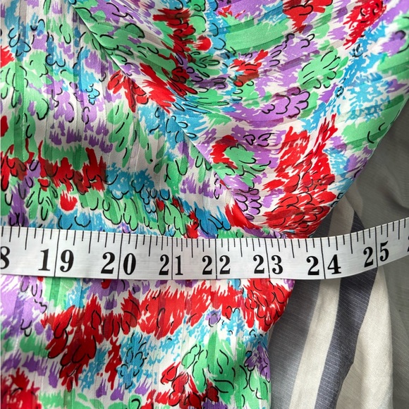 Vintage Multicolor Floral Blouse - Picture 9 of 9
